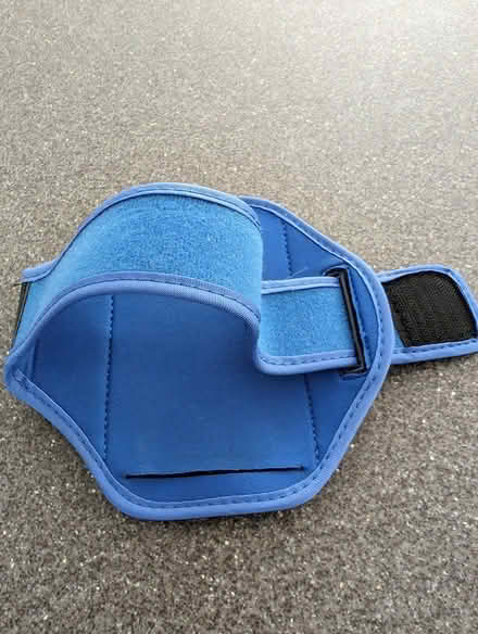 Photo of free Running armband for phone (Bearsted) #1