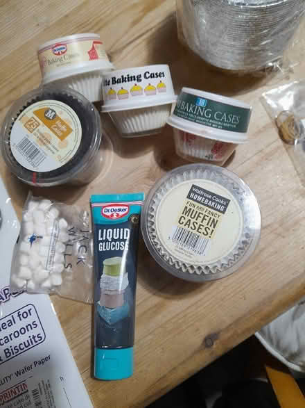 Photo of free Keen bakers (CT1) #2