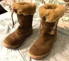 Photo of free Women's Snow Boots, Size 7 (North Everett) #1