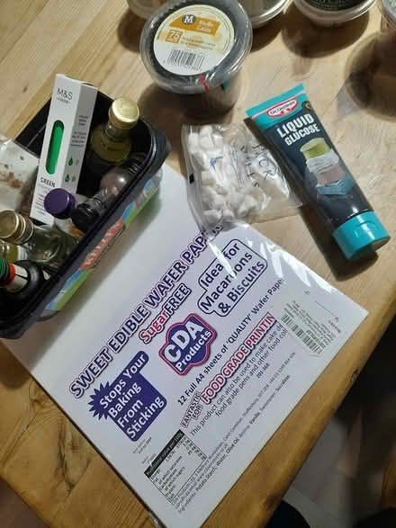 Photo of free Keen bakers (CT1) #1