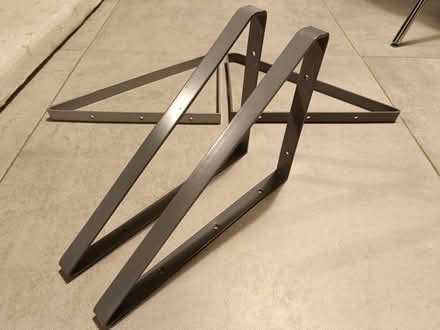 Photo of free 4 Gray Shelf brackets 28x200mm (NG) #1