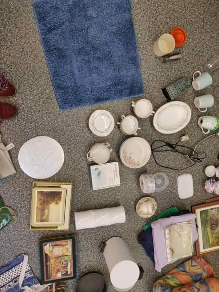 Photo of free Lots of household items (New Barnet EN4) #4