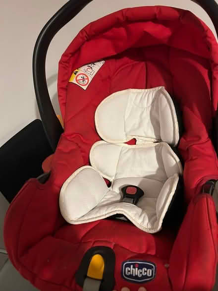 Photo of free Baby car seat (Croydon) #1