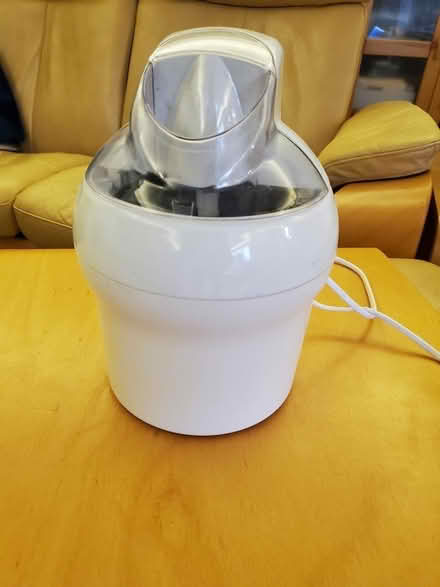 Photo of free Ice cream maker (Twyford RG10) #2