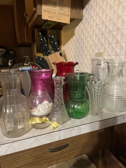 Photo of free Box of misc vases (7 Hills) #1
