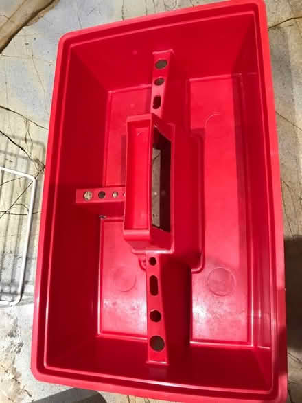 Photo of free red plastic tidier (Blagdon BS40) #1