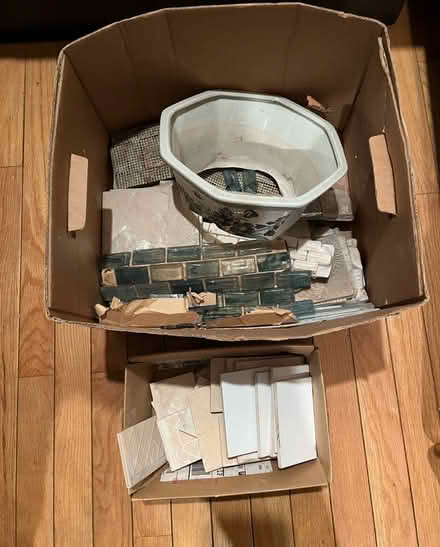 Photo of free Tile for arts and crafts (20012) #1