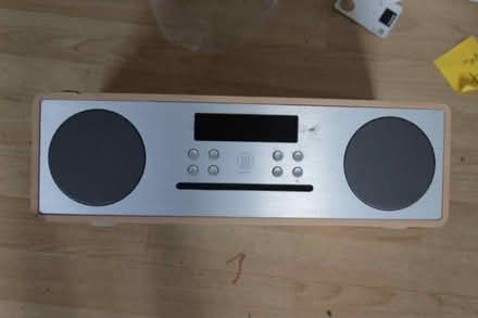 Photo of free hi fi - cd/dab/usb - majority oakington - for parts (Stepney E1) #1