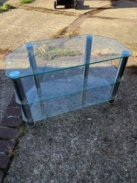 Photo of free TV Unit (Kelvedon, CO5) #2