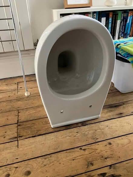 Photo of free WC pan (Saltaire BD18) #1