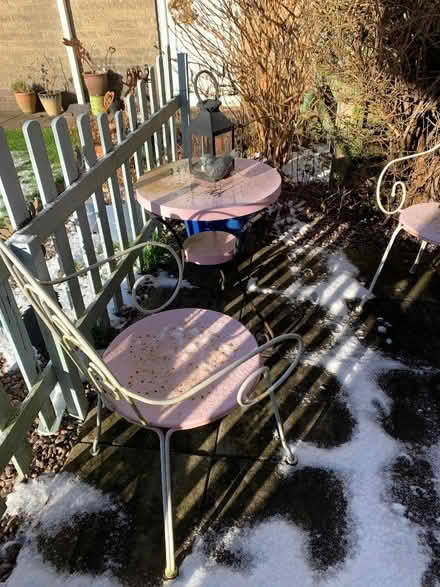 Photo of free Outdoor table and chairs (Burbage SK17) #1