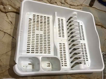Photo of free white crockery drainer and more (Blagdon BS40) #1
