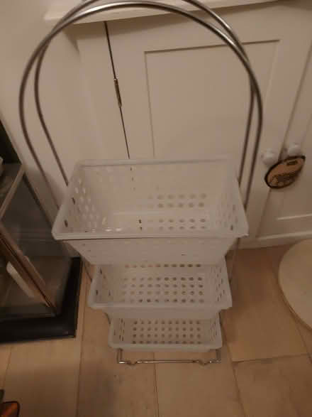 Photo of free Bathroom unit (Walton Manor OX2) #1