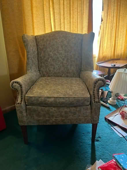 Photo of free Vintage chairs (7 Hills) #1
