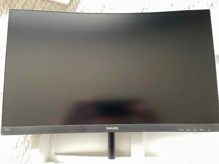 Photo of free 24 inch curved computer monitor (Walton on the Hill L9) #2