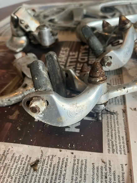 Photo of free Raleigh frame & campagnolo groupset (HA0) #1