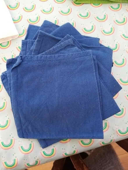 Photo of free Cotton table napkins (Wheatley OX33) #1