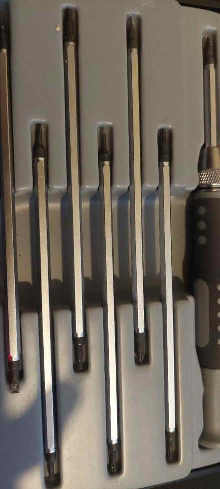 Photo of free Wickes Precision Reversible 8 piece Screwdriver set (Broomhall S3) #1