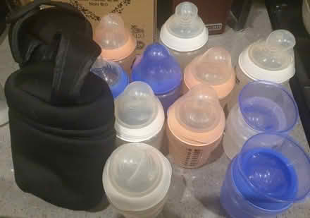 Photo of free Tommee Tippee bottles and teats (Catteshall GU7) #1
