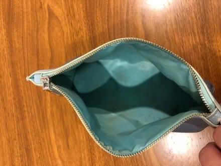 Photo of free La mer toiletries bag (Morningside EH10) #2
