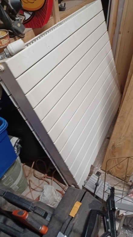 Photo of free Large radiator (Howey LD1) #1