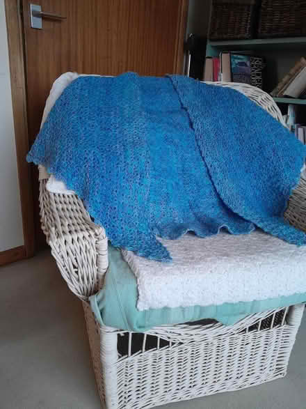 Photo of free Blue crochet shawl (Stilton) #1