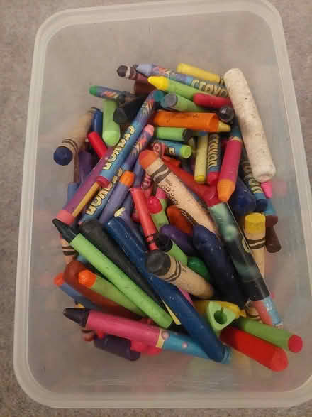 Photo of free Crayons (Warwick CV34) #1