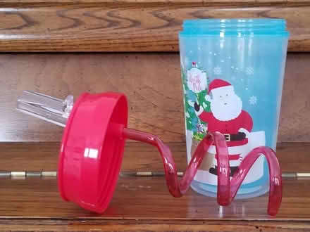 Photo of free Santa Travel Mugs (5) (Bolingbrook, near Menards) #2