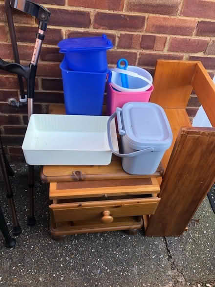Photo of free Everything in photos (GU12) #1