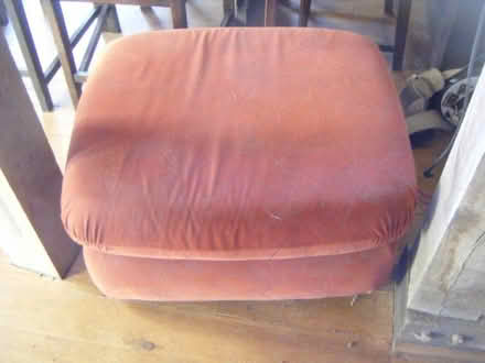Photo of free Settee, armchair and dumpy (Edgebolton SY4) #3