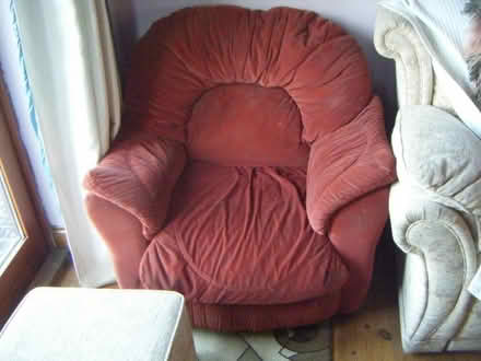 Photo of free Settee, armchair and dumpy (Edgebolton SY4) #1