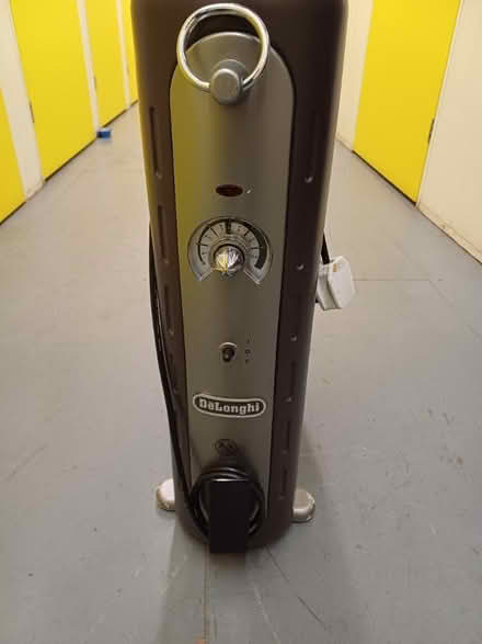 Photo of free DeLonghi Oil Heater (Hanwell W7) #2