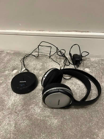 Photo of free Wireless headphones (Catteshall GU7) #1