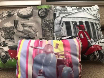 Photo of free 3 cushions (Starbeck HG2) #1