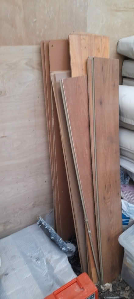 Photo of free Floop laminate (Dodford B61) #2