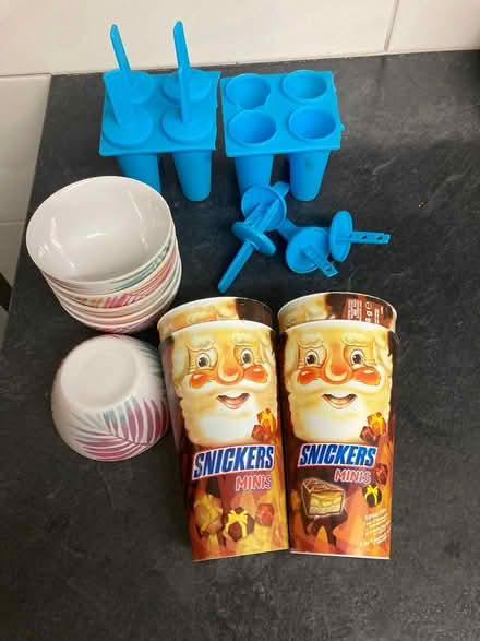 Photo of free Assorted children/kitchen items (B71 West Bromwich) #1