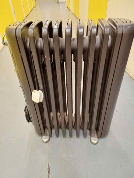 Photo of free DeLonghi Oil Heater (Hanwell W7) #1