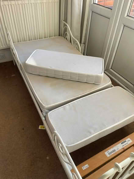 Photo of free Children’s extendable bed (Finchley, N3) #4