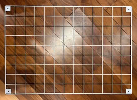 Photo of free wall-mounted grid mesh (Harrogate HG1) #1