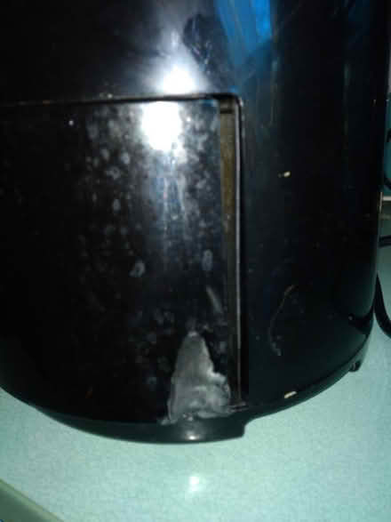 Photo of free Air fryer - damaged (E17 Walthamstow) #2