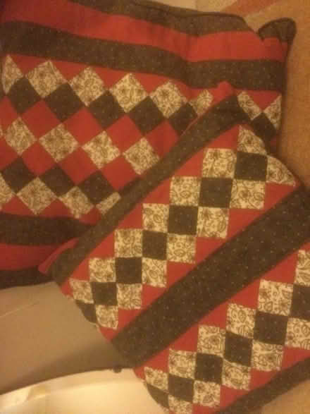 Photo of free Patchwork throw and cushion covers (Poplars SG2) #2