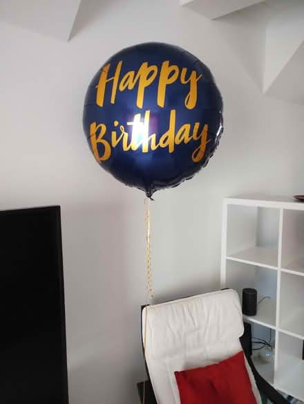 Photo of free Extra large helium balloon (Leytonstone E11) #1