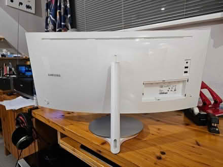 Photo of free Samsung 34in monitor (Rooks Nest SG1) #1
