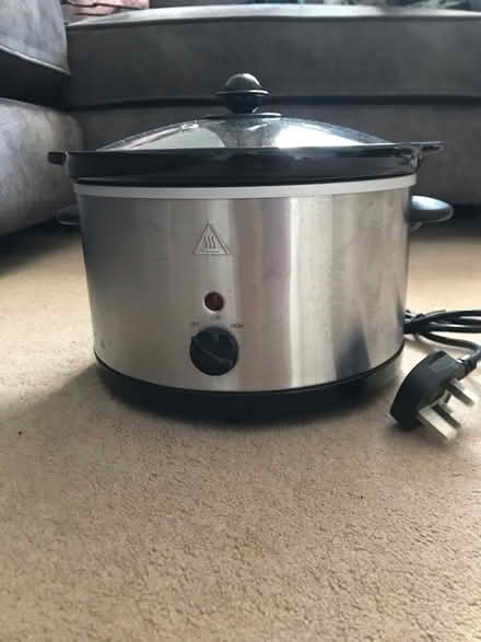 Photo of free Slow Cooker (Surbiton KT6) #1