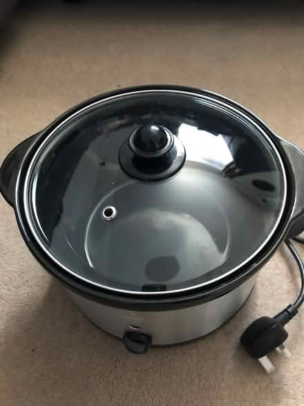 Photo of free Slow Cooker (Surbiton KT6) #2