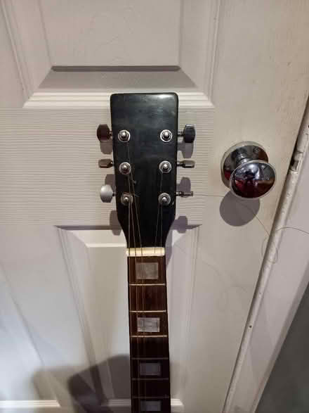 Photo of free Guitars (Goffs oak Waltham cross EN7) #3