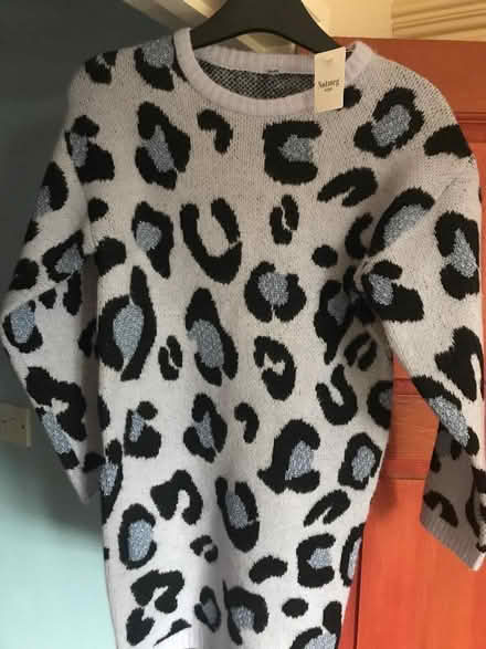 Photo of free Girls Jumper (Cleobury Mortimer DY14) #1