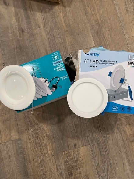 Photo of free 2 LED lights (Ballpond area) #1