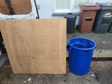 Photo of free Large ply and large bin (Gaisbourgh road) #1
