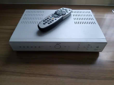 Photo of free Sky+ box with remote (Rayleigh SS6) #1
